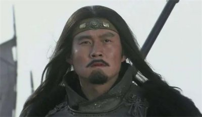 ​历史上关羽为何能在很短时间内能斩杀华雄？