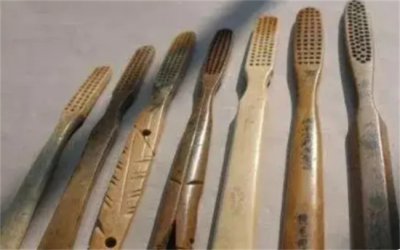​古代刷牙用什么 何时开始用牙刷
