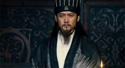 ​诸葛亮到底专权到什么地步
