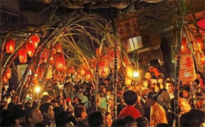 ​古代社会没有电 古人天黑之后就只能睡觉吗