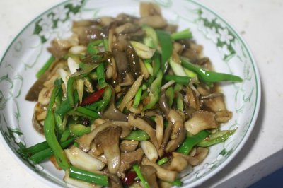 ​清炒台蘑的做法大全（清炒台蘑该怎么做）