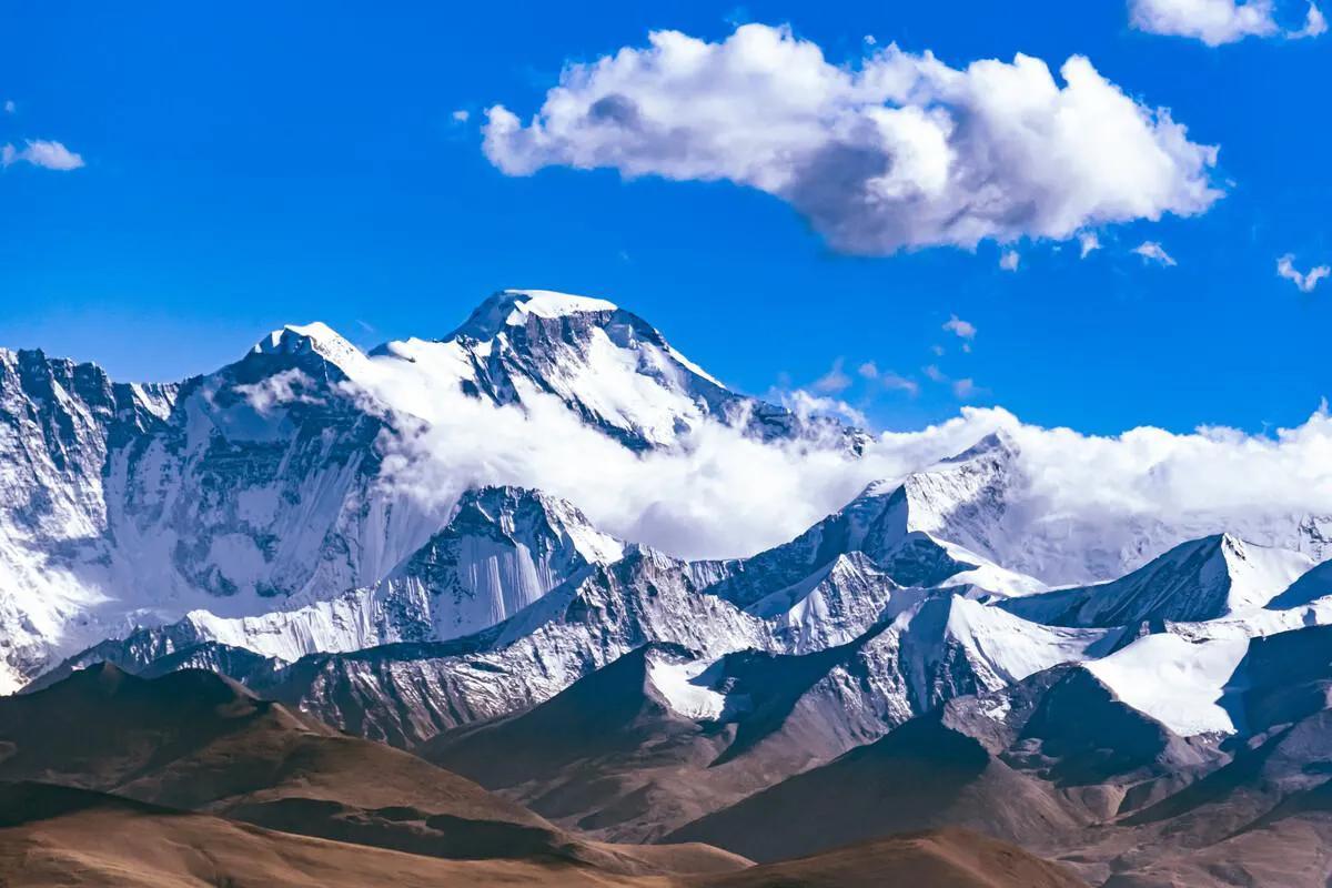 世界海拔最高的山脉(海拔最高的十大山脉)