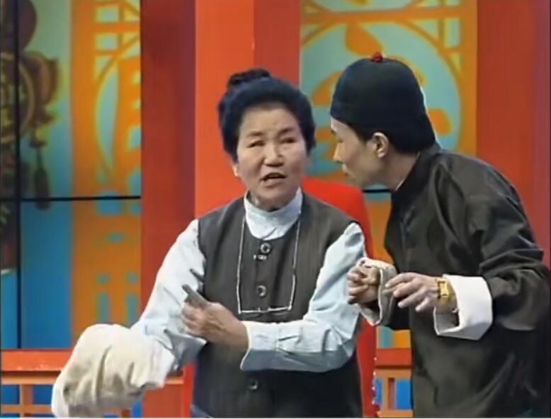 搞笑的小品有哪些(历届春晚搞笑小品排名)