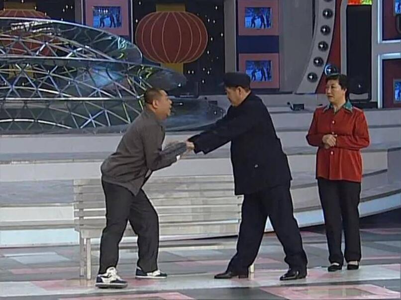 搞笑的小品有哪些(历届春晚搞笑小品排名)