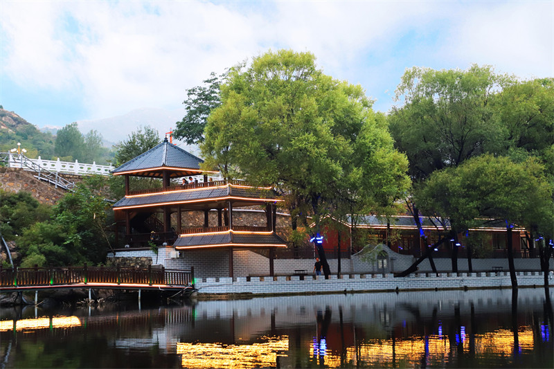 庆都山在哪里(庆都山海拔多少米)