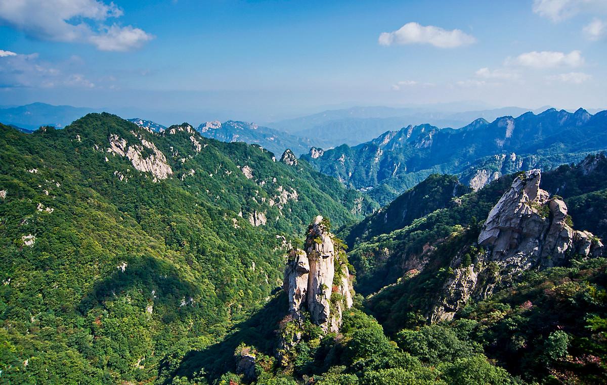 伏牛山在哪个省哪个市(伏牛山属于什么山脉)