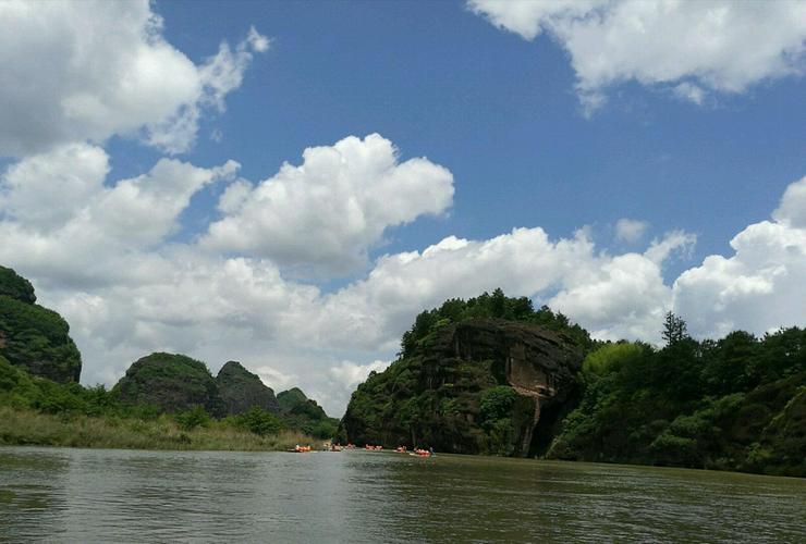 第二天：鹰潭-景德镇旅游