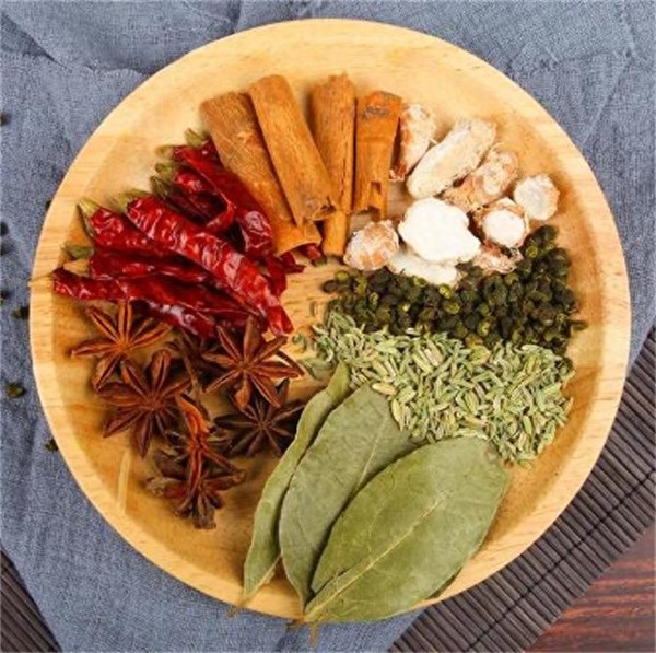 香辛料是指哪些东西(食品里的香辛料是什么)