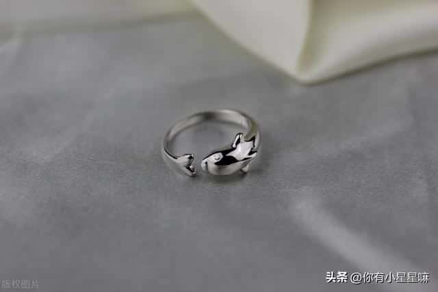 s925银能碰水吗（925银碰水）