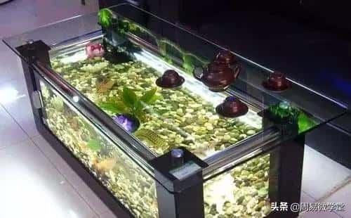 屋内横梁下挂什么可化解（家里横梁下面放什么东西对风水好）