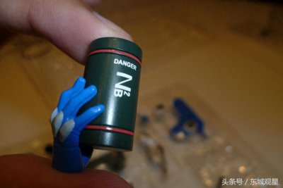 ​无辐射的“N2爆弹”可以造了？美国有“金属氢炸弹”？