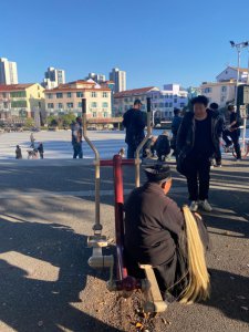 ​短剧爆火，横漂等戏：每月不休息，也就挣三千
