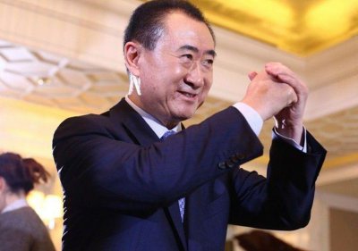 ​王健林继续卖卖卖