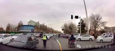 ​用大视觉模型开车，理想和清华叉院联手了