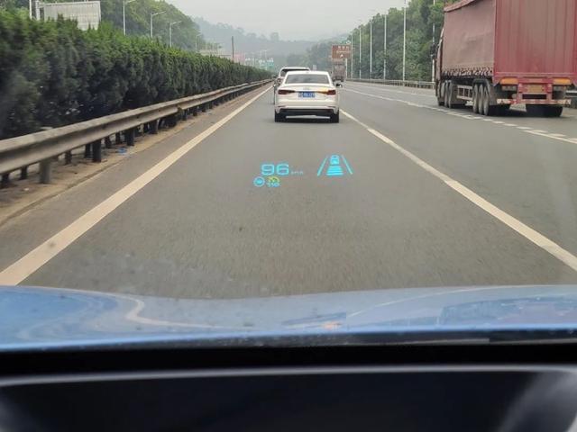 深度试驾WEY玛奇朵PHEV，长城DHT混动的功底到底如何？-