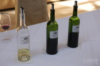 ​干红和干白的区别(葡萄酒干红和干白的区别)