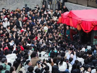 ​楼市向左，文旅向右：得年轻人者得天下