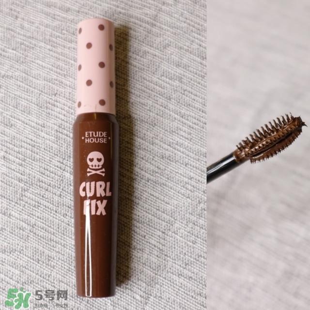 粉色包装的化妆品 粉色瓶子的护肤品