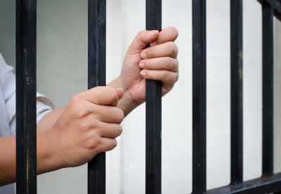 ​郑州银行原董事长王天宇被查，曾一手带领该行A+H上市，年内河南两大地方银行