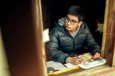 ​小镇名校生：我们其实不想当“做题家”