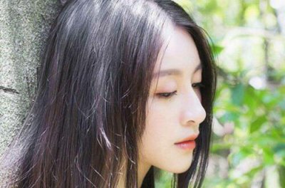 ​渣女同时吊几个男人的表现