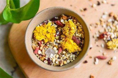 ​红豆薏米茶喝多久见效 红豆薏米茶可以空腹喝吗