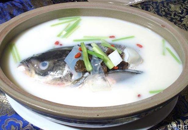鱼头豆腐汤可以放萝卜吗 鱼头萝卜豆腐汤的做法窍门
