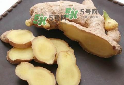 三伏天用什么泡脚最好？三伏天用什么泡脚去湿气？