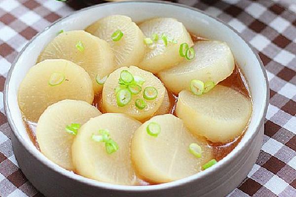 白萝卜煮水是带皮还是不带皮煮 白萝卜煮水怎么做止咳
