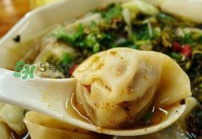 ​抄手是馄饨吗？馄饨和抄手有什么区别