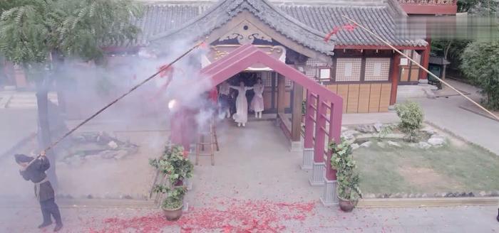 《萌妻食神》裕王真实身份曝光，叶佳瑶死后回到现代