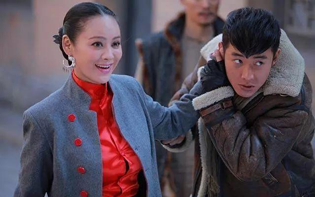 《我的传奇奶奶》热播 罗晋“卖萌”出演：私加吻戏惊到宁静