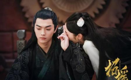 《招摇》傅恒化身忠实小狼狗
