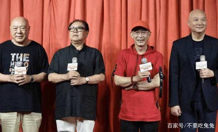 《敢问路在何方》猴哥六小龄童和八戒马德华主演，再现西游记经典