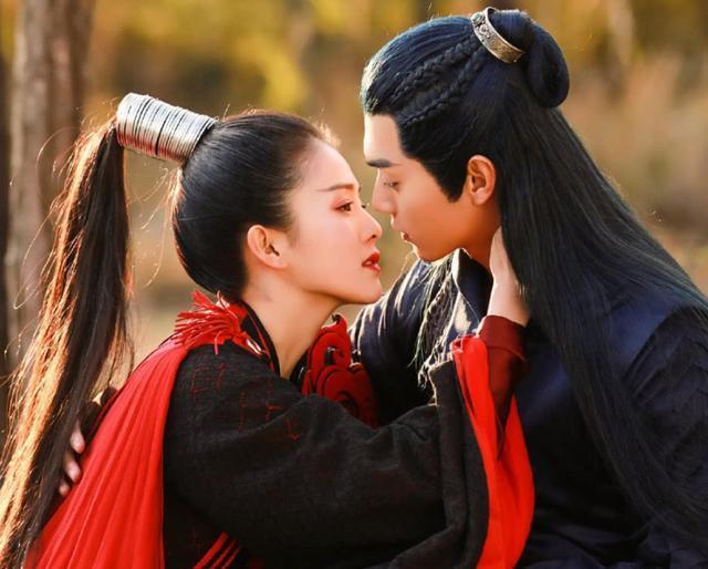 《招摇》大结局男女主有情人终成眷属，配角却一个比一个“惨”
