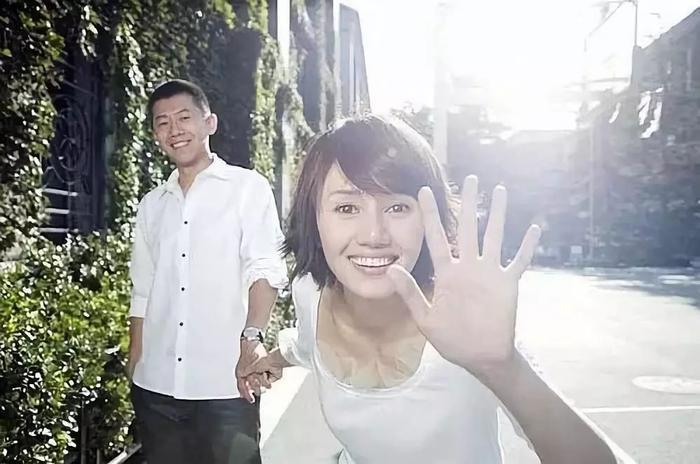袁泉爱了20年的男人，如今被嘲“消失的影帝”