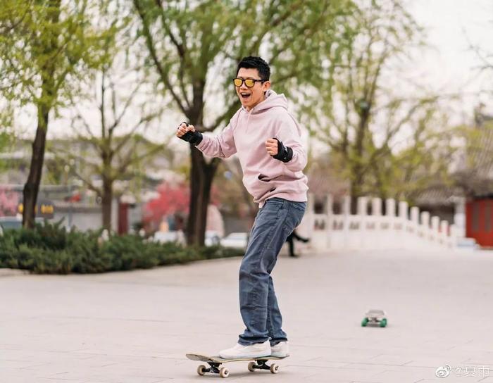 袁泉爱了20年的男人，如今被嘲“消失的影帝”