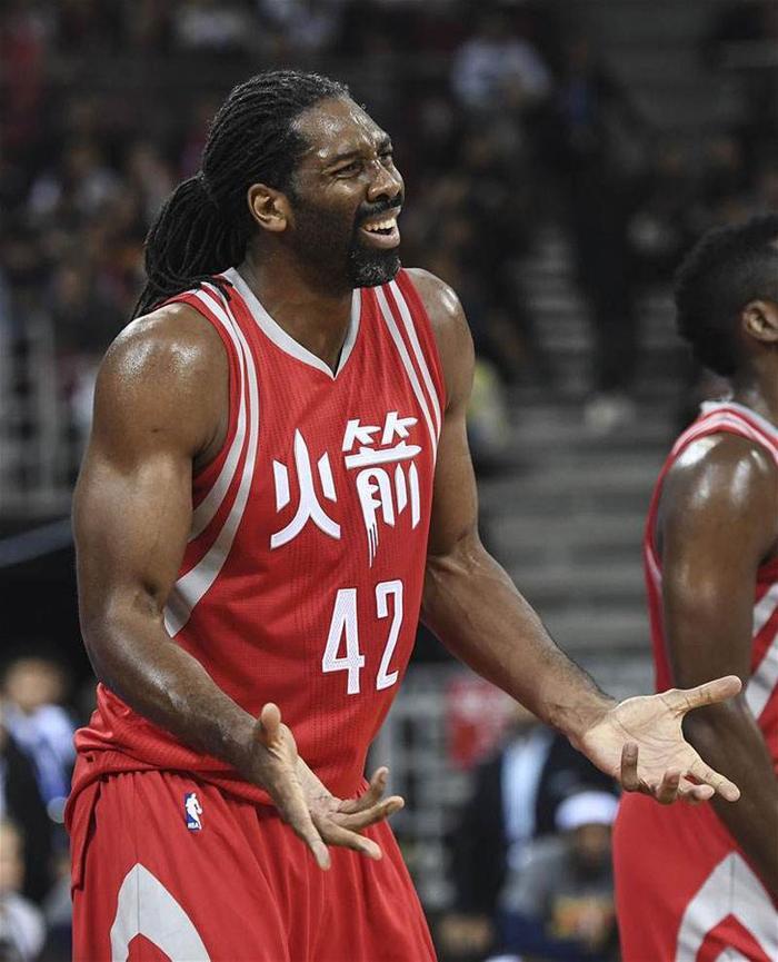 谁是NBA真男人？伊巴卡28厘米虽强，但有人比他更硬