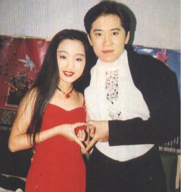 看完杨钰莹这4张照片，就知道当年为何那么多人非她不娶