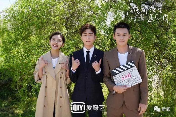 这哪里是《演员请就位》，简直就是《整形鉴别师请就位》！