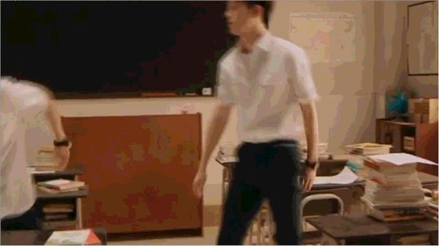 这哪里是《演员请就位》，简直就是《整形鉴别师请就位》！