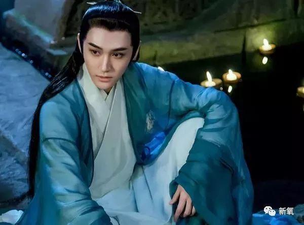 这哪里是《演员请就位》，简直就是《整形鉴别师请就位》！