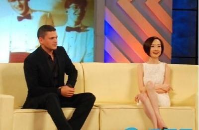 揭秘陈鲁豫的两段婚姻，嫁老外后遭家暴而离婚，现任丈夫系初恋
