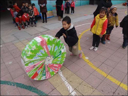 40种自制幼儿体育器械，让孩子爱上户外游戏！