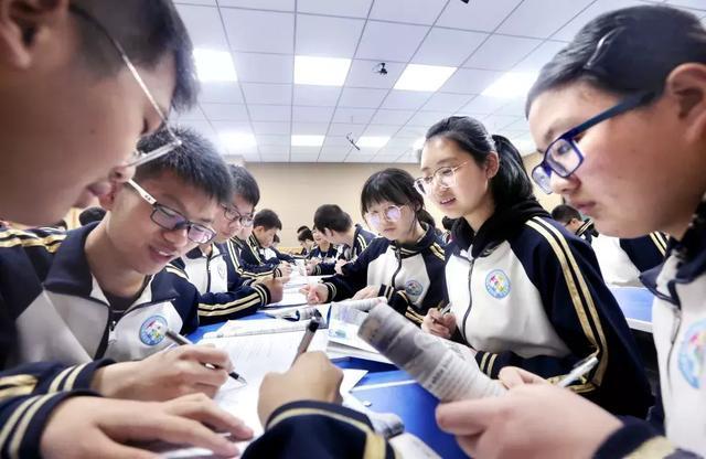 「春风卧龙」重磅｜世界这么大，来南阳市第一完全学校看看吧