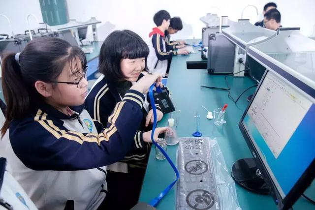 「春风卧龙」重磅｜世界这么大，来南阳市第一完全学校看看吧