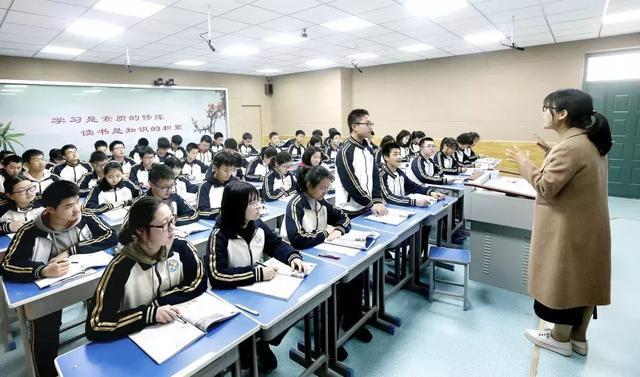 「春风卧龙」重磅｜世界这么大，来南阳市第一完全学校看看吧