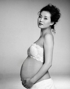 ​6位女星的孕妇照，李小璐野性，baby唯美，看到图6沦陷了