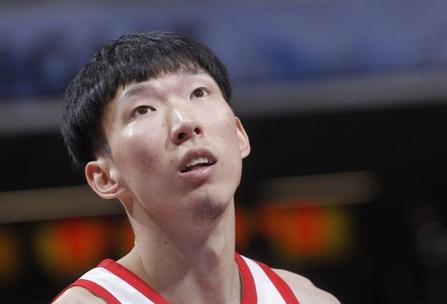 姚明NBA总得分9247分，易建联总得分为2148分，周琦呢？