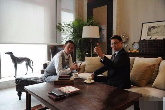 谍战剧《暗刃》明日将播，张铎智勇双全携隋俊波演绎非凡特工传奇